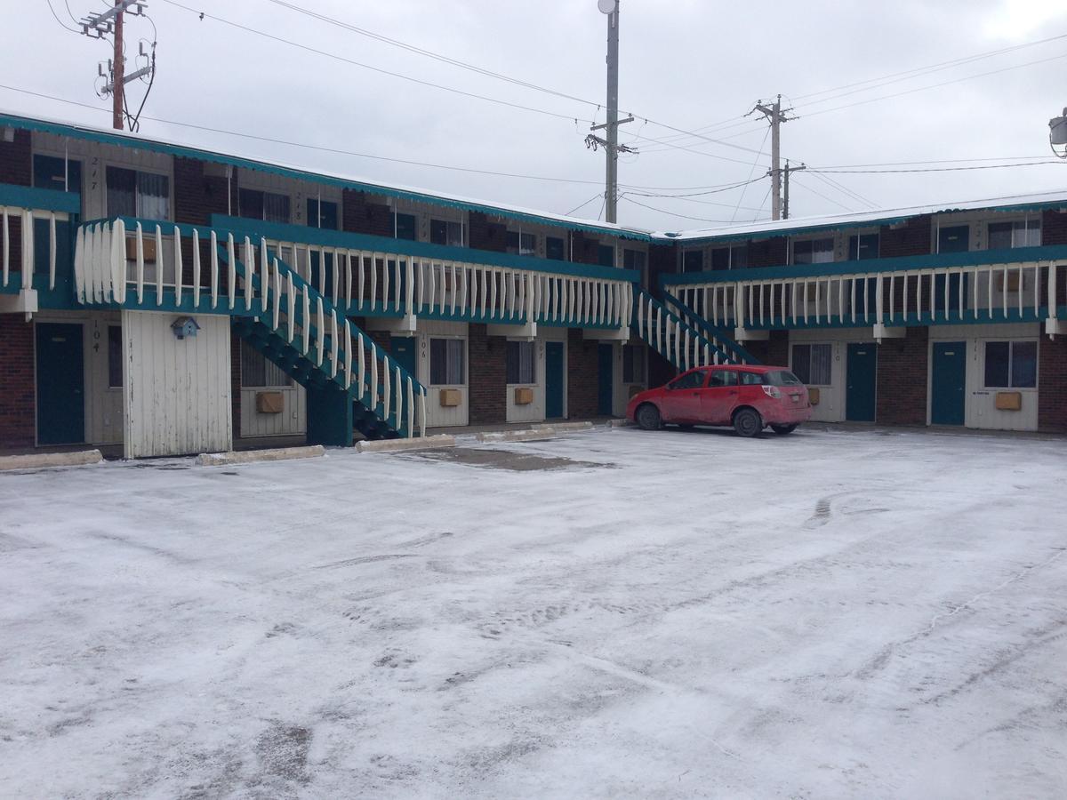 High River Motor Motel Екстериор снимка